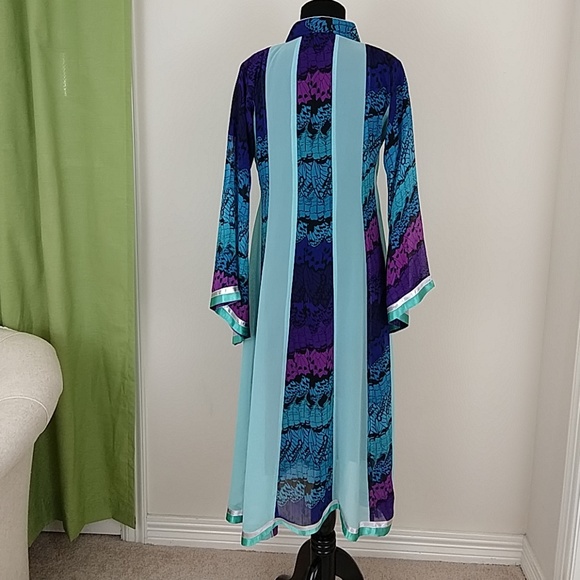 Vintage Embroidered Peasant Festival Maxi Dress - Picture 4 of 8